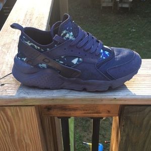 Custom made huarache’s
